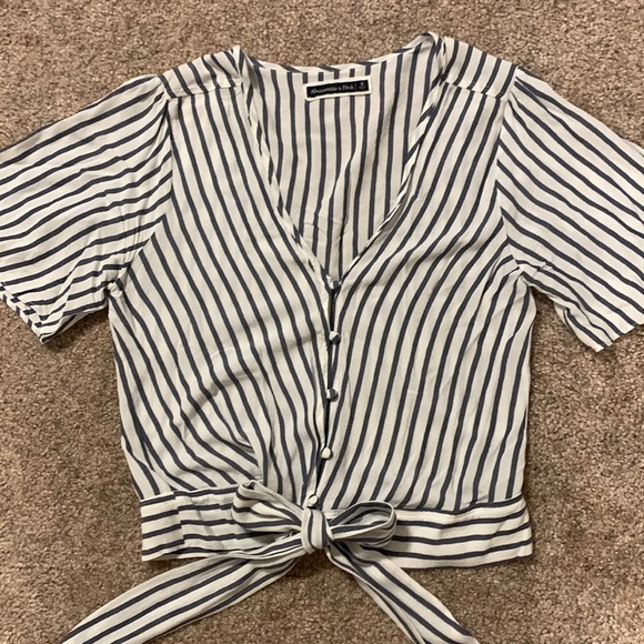 Abercrombie blouse - Picture 1 of 4